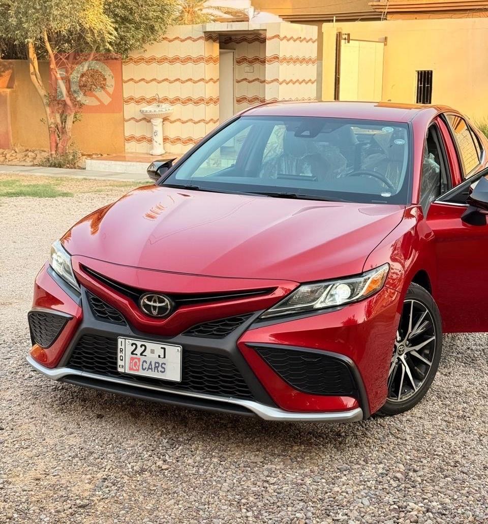 تۆیۆتا کامری